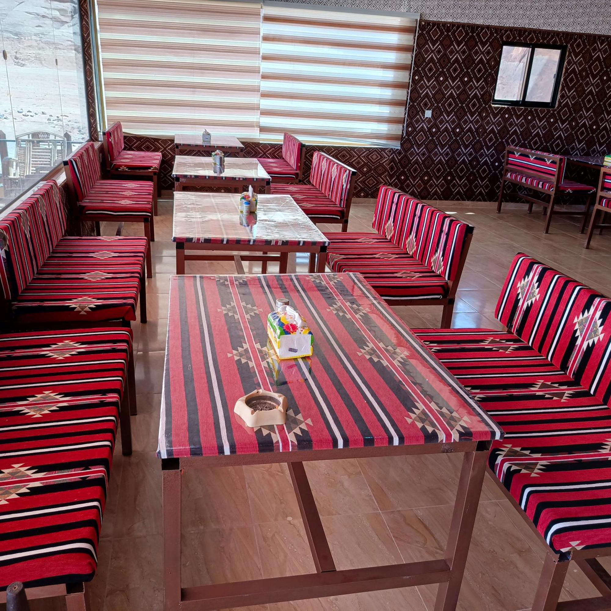 Wadi Rum Maracana Camp Ngoại thất bức ảnh