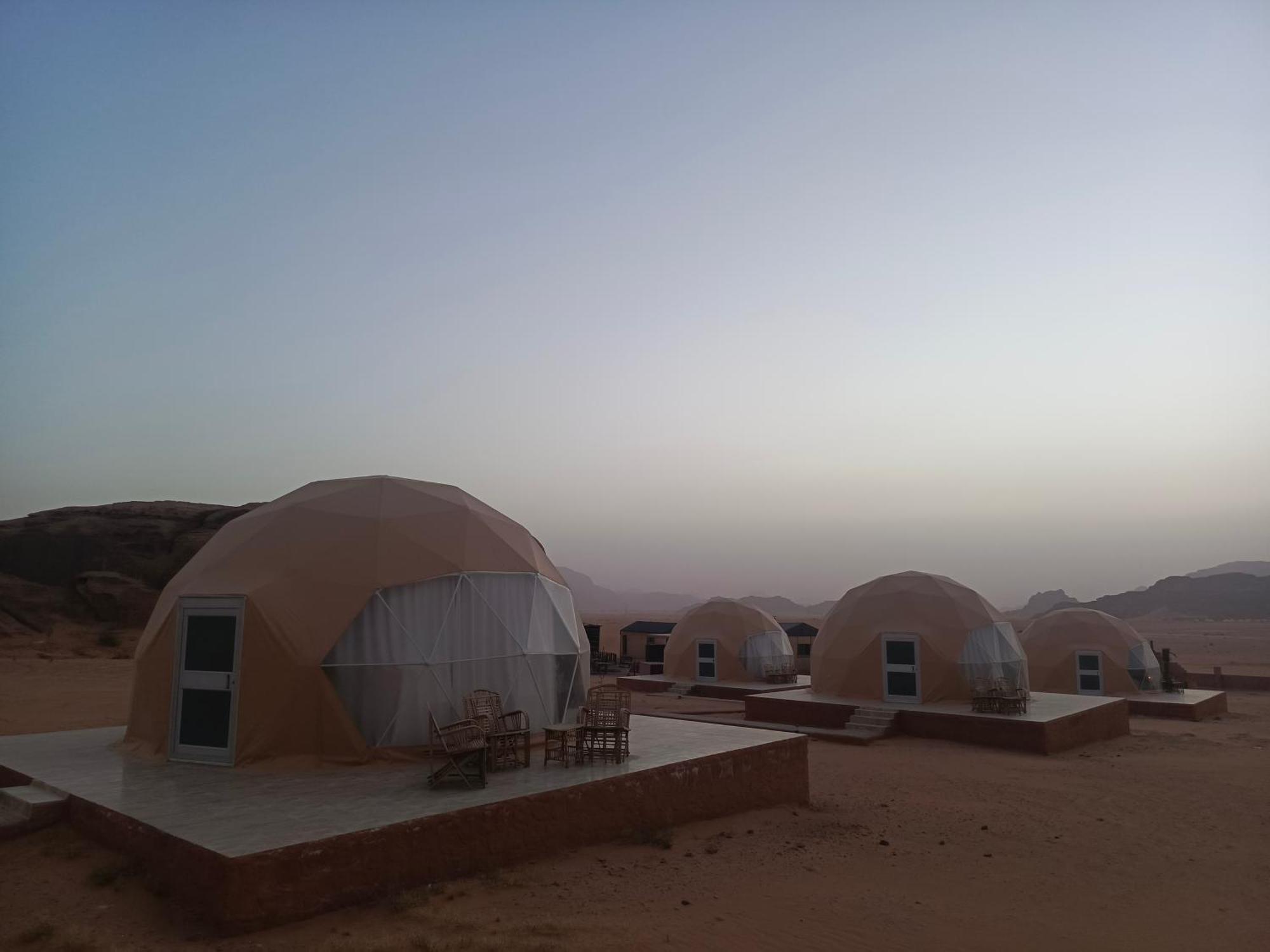 Wadi Rum Maracana Camp Ngoại thất bức ảnh